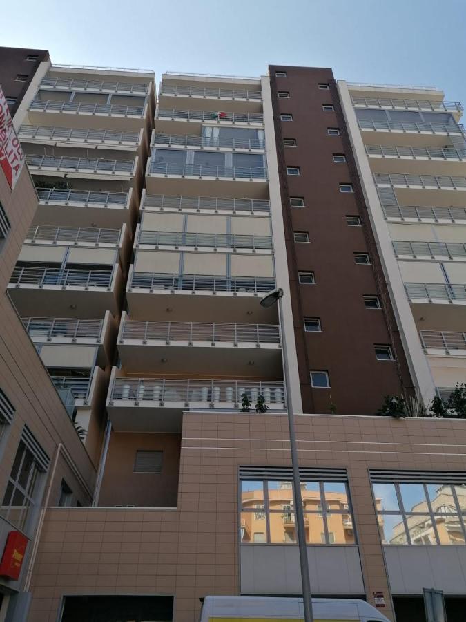 Апартаменти Miniapart Vico V Барі Екстер'єр фото